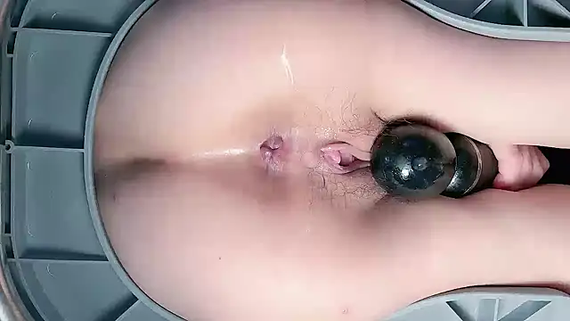 Krismil3 Live Sex Cams