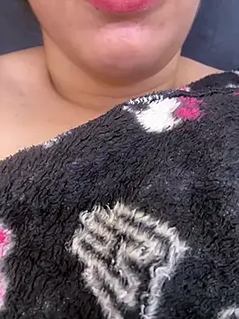 Bold-arabic-vibes online webcam
