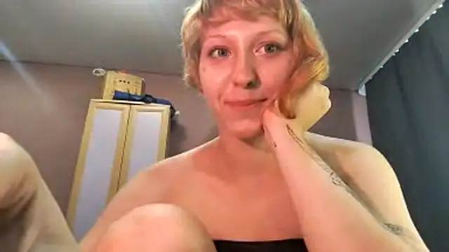 LanYonalin Live Sex Cams