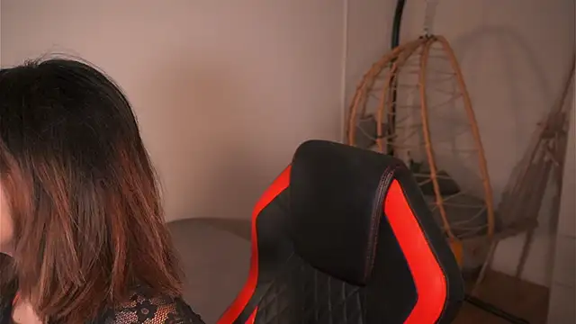 Irina_Grant Huge Tits page 4