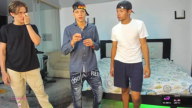 Bisexlifehot__'s Live Sex Cam Show