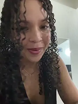 Yasmin777_'s Live Sex Cam Show