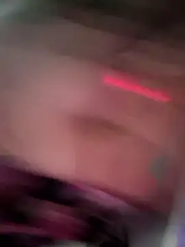 hotmilfbitch online webcam