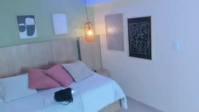 Miiss_Bubble's Live Sex Cam Show