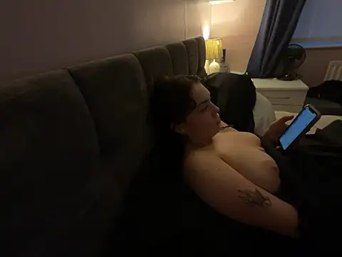 XCherryyXy online webcam