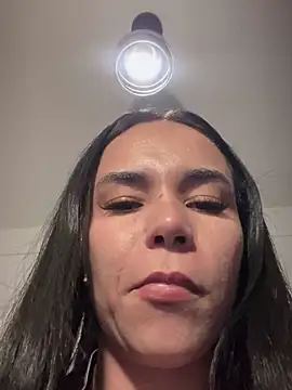 Naatalia's Live Sex Cam Show