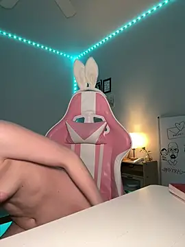 BlueHoneyBaby's Webcam Show