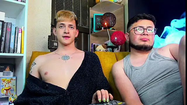 GabyThoms' Live Sex Cam Show