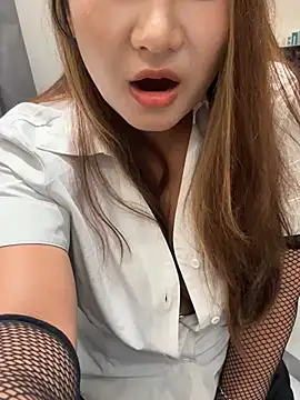 美女Emmie767在线直播