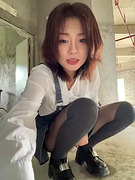 美女Asia-Melody在线直播