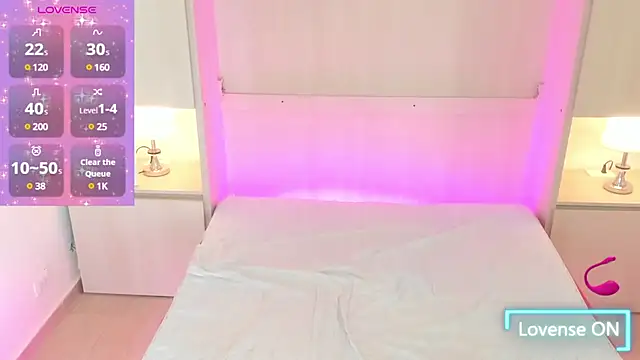 EmilyyStuart Live Sex Cams