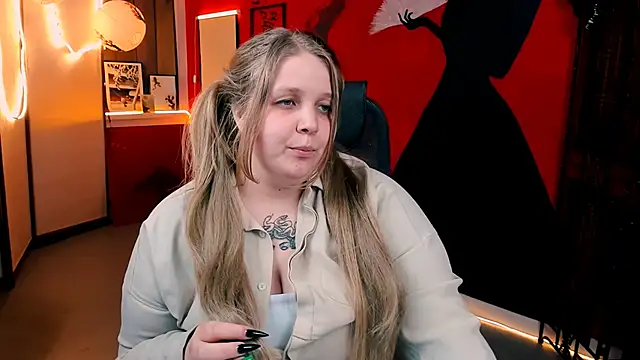 SladaDeew Live Sex Cams