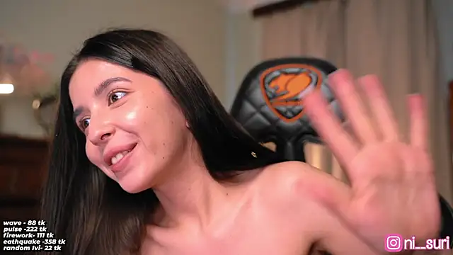 Ni_Suri Live Sex Cams