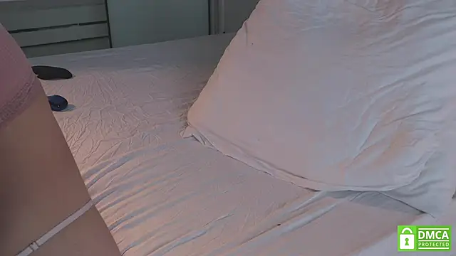 DianaAlison Flashing page 11
