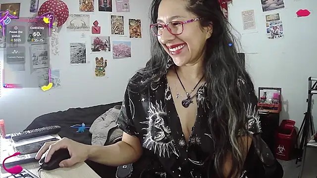 Malishka-fox Live Sex Cams