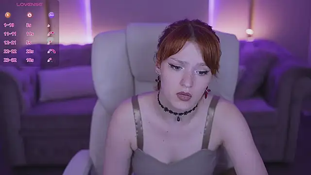 VikkyLoveRed Squirt page 7