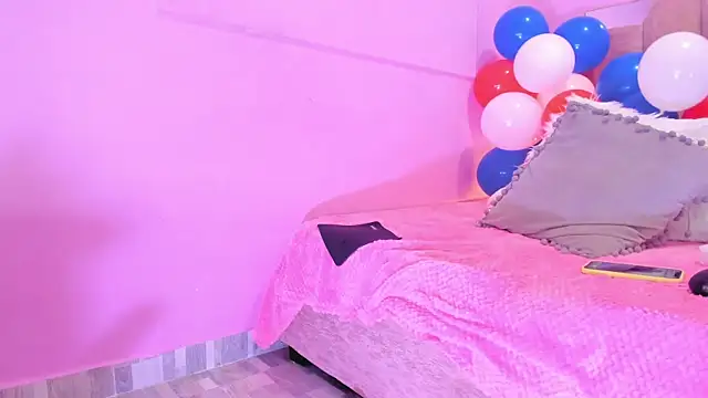 LoveQueen2 Live Sex Cams