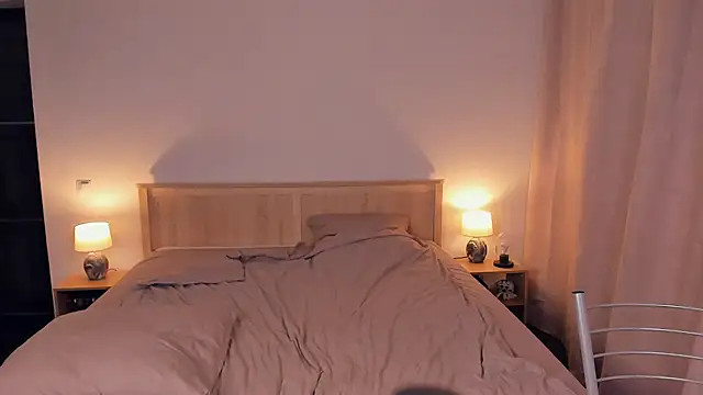 EditaBand Live Sex Cams