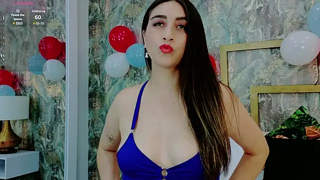 LuciaLake Live Sex Cams