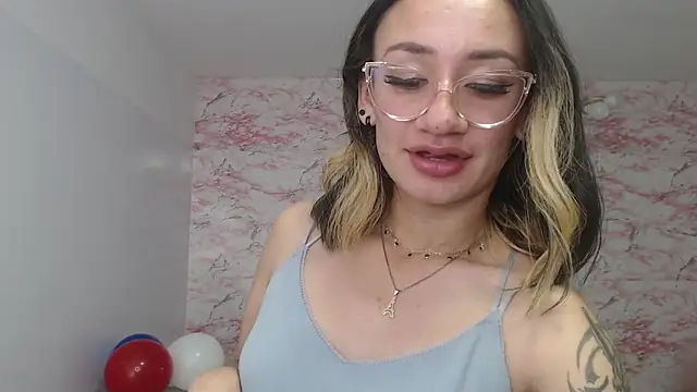 emily_rousse_t Live Sex Cams