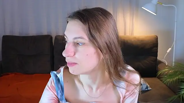 kaleriyaa_ Live Sex Cams