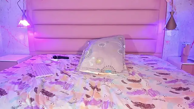 sabrinamilani Suge page 16