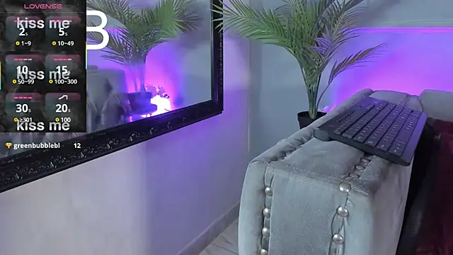 Candaceoweens Live Sex Cams