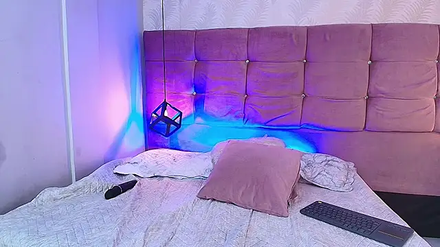 Jenna-Mitchell Live Sex Cams