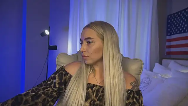 OhMyEmma Live Sex Cams