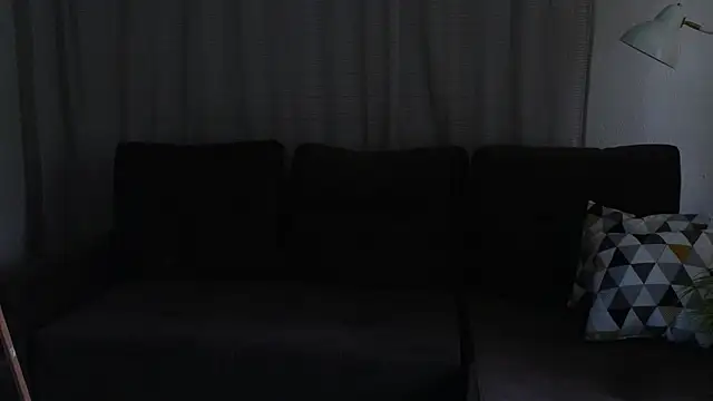 kaleriyaa_ Live Sex Cams