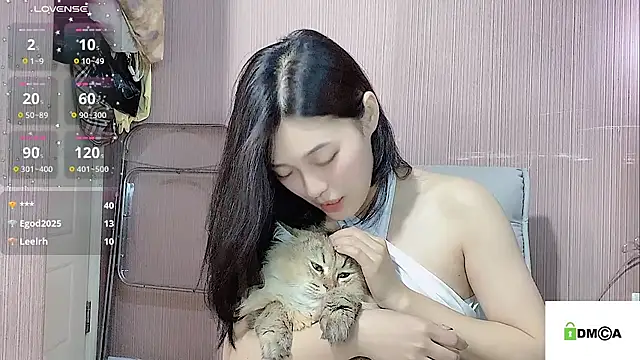 美女Regina0807在线直播