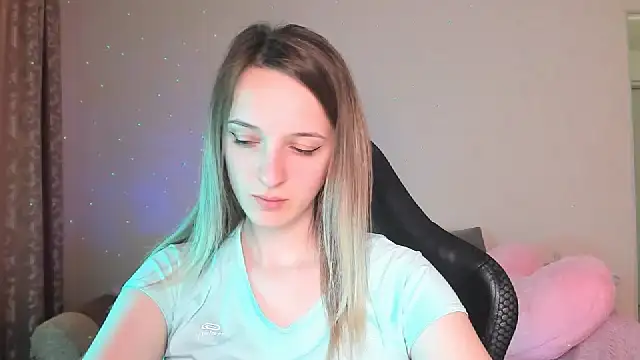RouseReed Live Sex Cams
