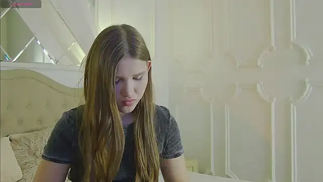 SonyaTiny Facesitting page 4
