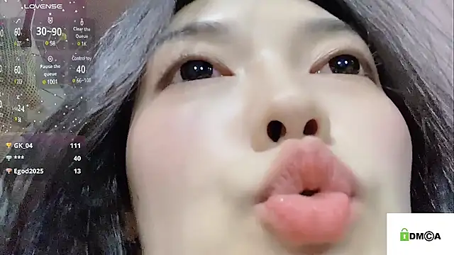 美女Regina0807在线直播