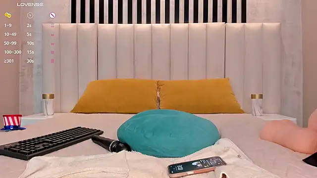 SalomeHills1 Live Sex Cams