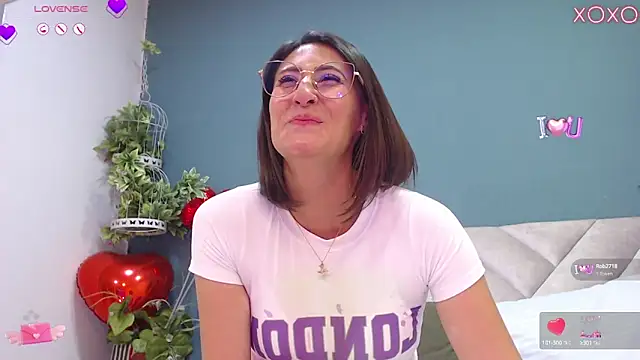 SharisWillian Live Sex Cams