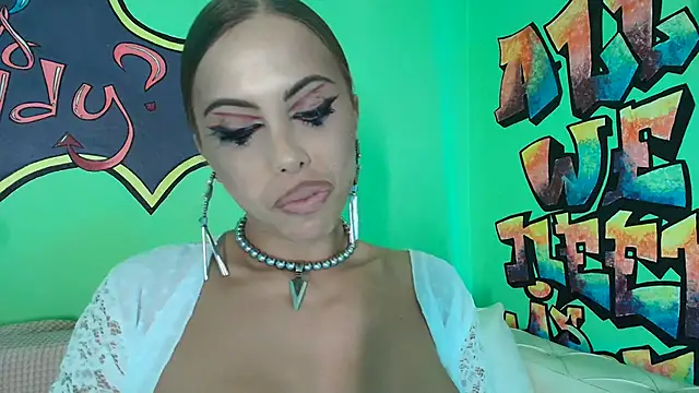 TamaraSavage Big Tits page 2