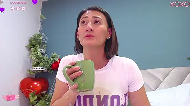 SharisWillian Live Sex Cams