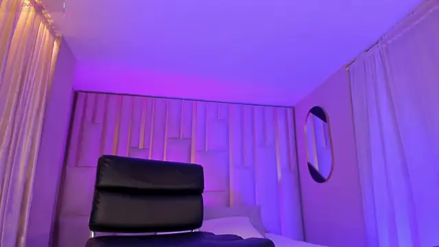 EveBensonX Live Sex Cams