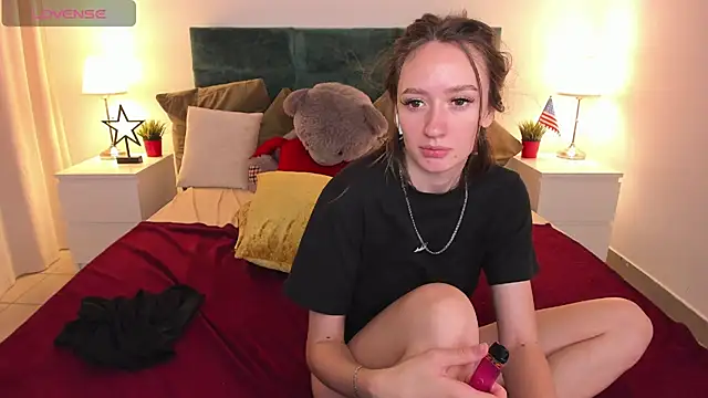 cutienaughtygirl Live Sex Cams