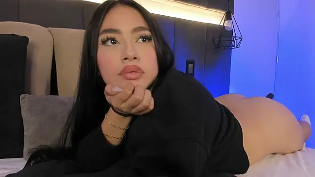 nicolle_pierce Live Sex Cams