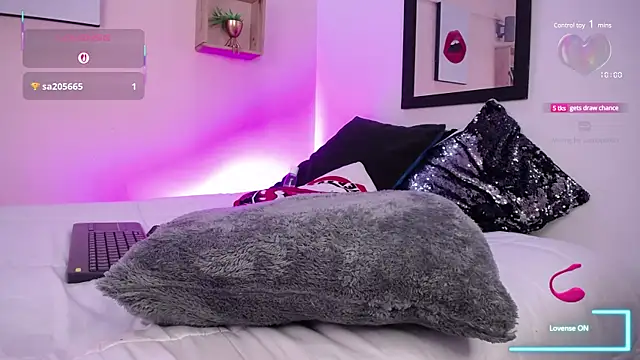 MylaDreams Live Sex Cams