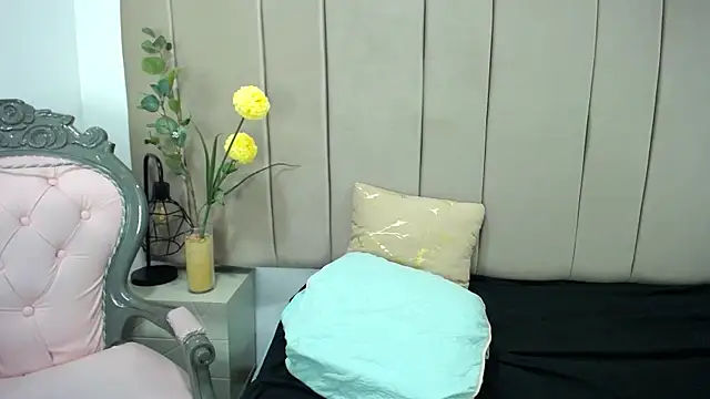 Lupiita223 Live Sex Cams