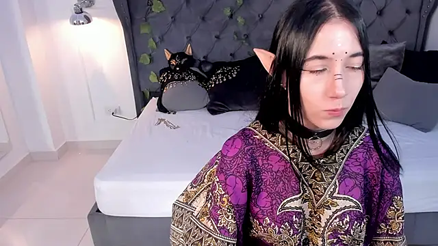 luna_noiir Live Sex Cams
