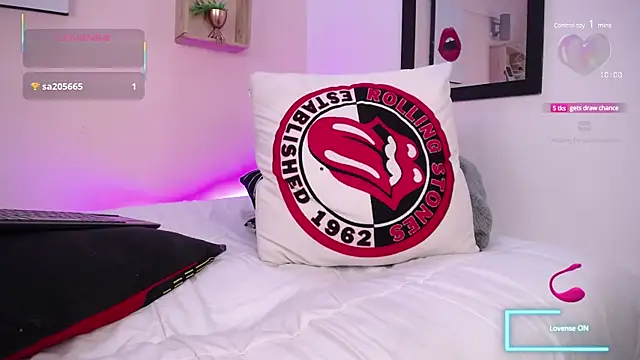 MylaDreams Live Sex Cams