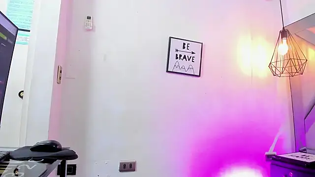 Lorenn_Hill Live Sex Cams