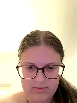 CurvyPaar2's Live Sex Cam Show