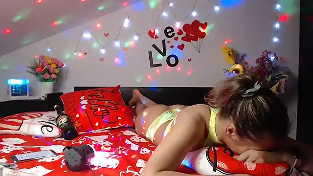 SweetMaddy888 webcam