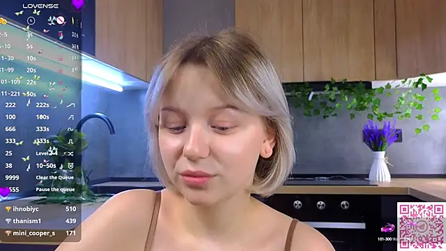 EmiliSaren Live Sex Cams
