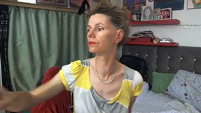kellyterapy webcam